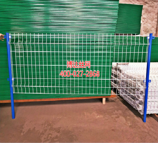 <b>護(hù)欄是最理想的可以替代圍墻的安全防護(hù)</b>