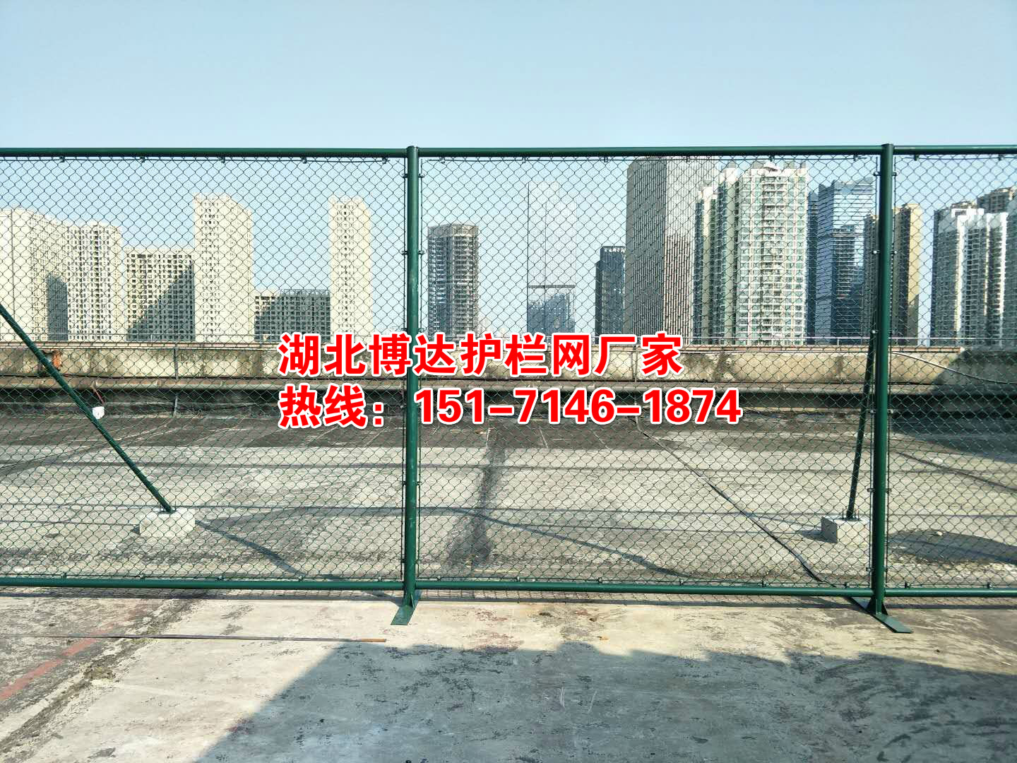<b>武漢道路護(hù)欄如何選購？</b>